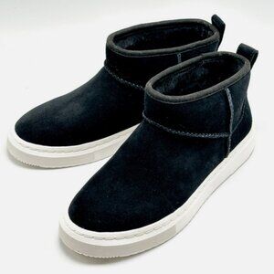 WOMEN UGG Alameda Mini Boot in Black